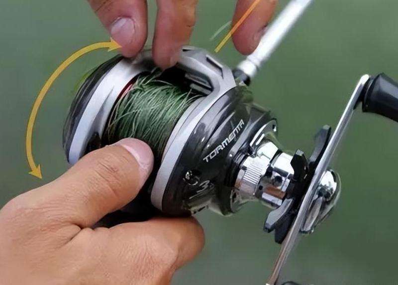 海竿爆炸钩使用技巧：抛投与收线要领